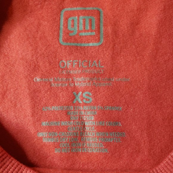 gm - Women's Camaro Graphic Sweatshirt Size XS Raspberry wine - Picture 6 of 9